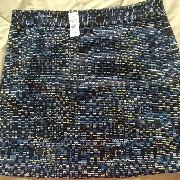 Beautiful Pattern Skirt - Picture 7 of 8